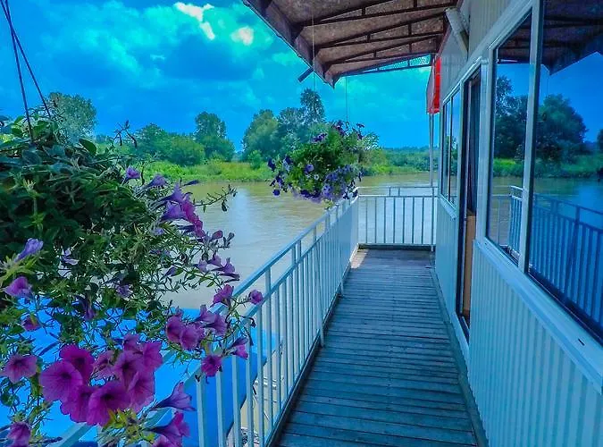 Saint Paul Guest house 4*